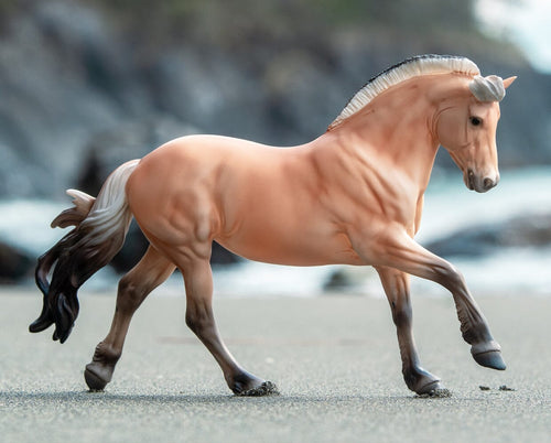 Breyer Sweetwater's Zorah Belle Action Figure